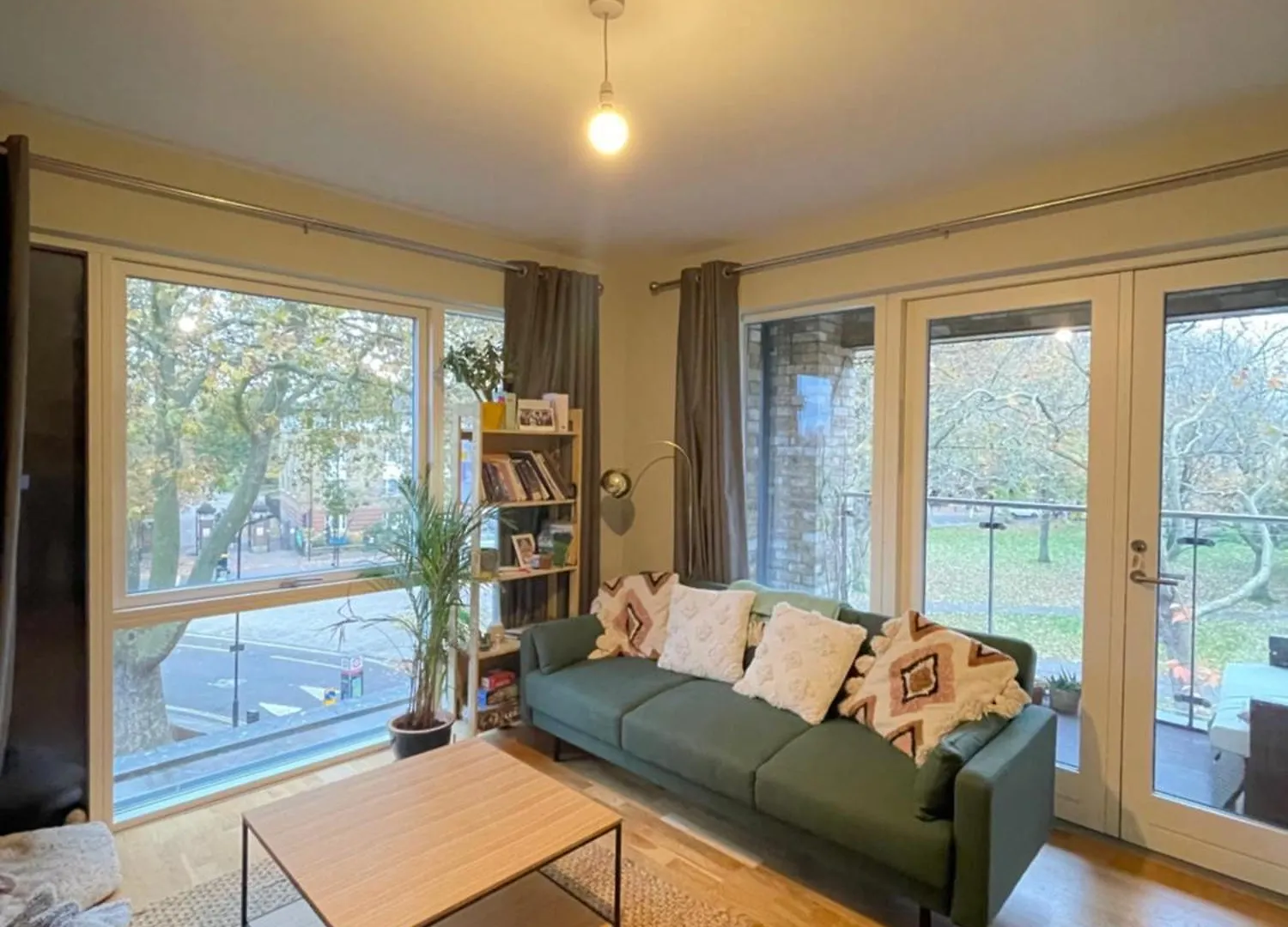Central & Modern 1Bd Flat With Balcony Hackney! London Apartment
